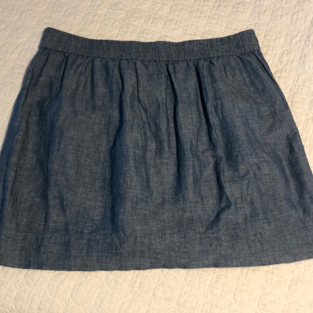 Loft skirt 💙